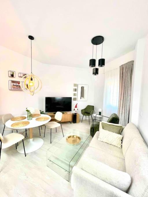 Historical Centre! Private Terrace & Gym-Near Public Parking Apartment Málaga Exterior foto