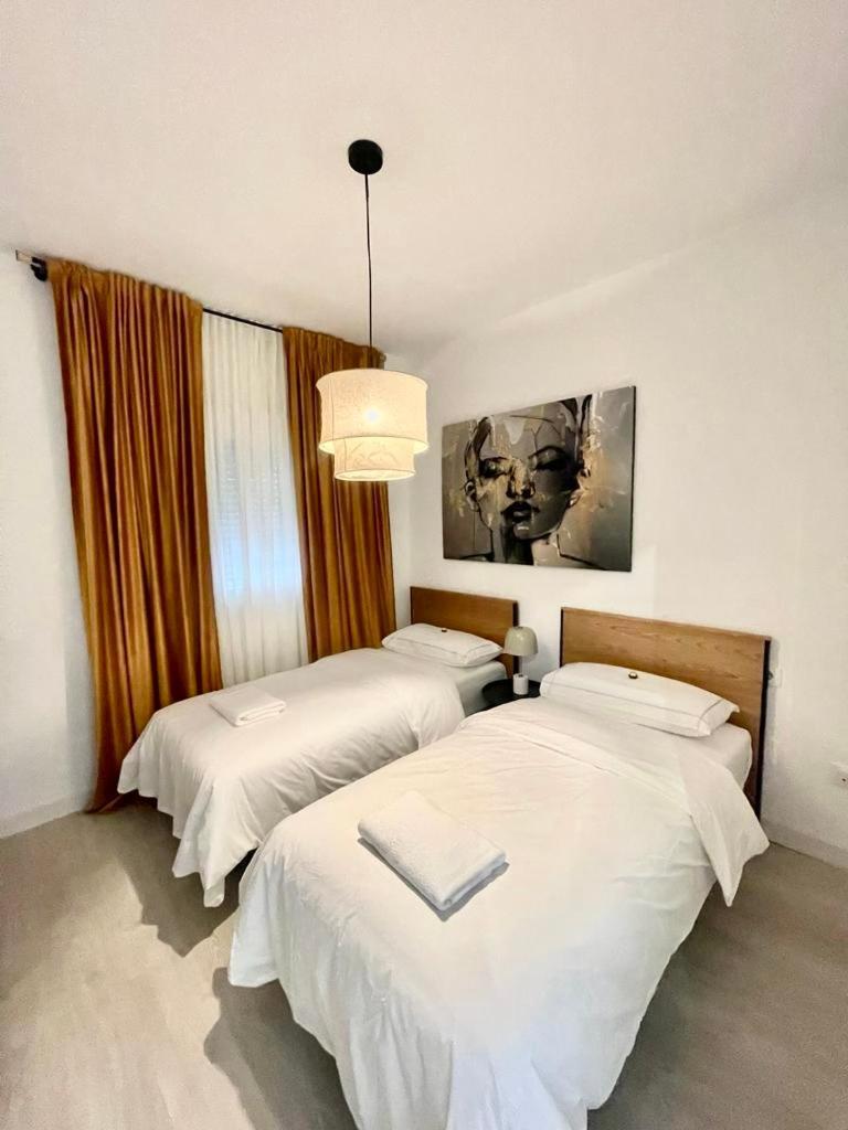 Historical Centre! Private Terrace & Gym-Near Public Parking Apartment Málaga Exterior foto